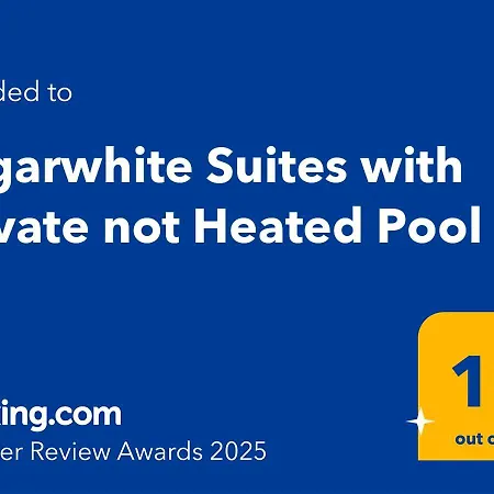 Sugarwhite With Private Not Heated Pool 别墅 *